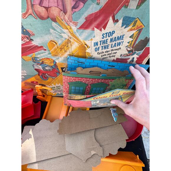 Rare 1966 Transogram CRAZEE CYCLE WACKY Motorcycle Rally Game Set Original Box. - Picture 11 of 16